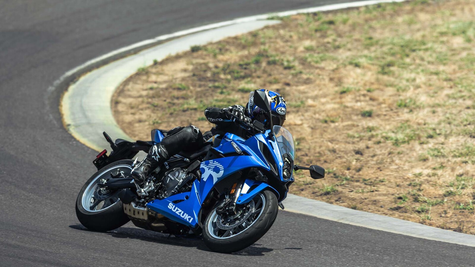 MY24 SUZUKI GSX-8R BLUE ** ETA APRIL 24**